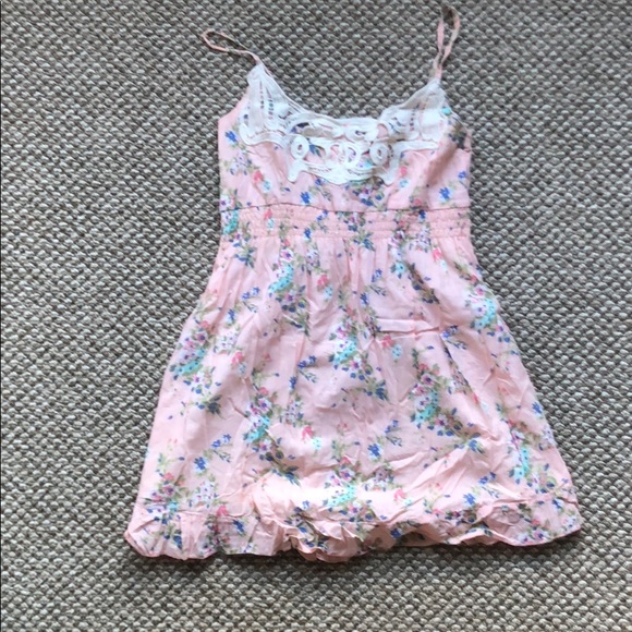 Super Cute Mini Dress - Picture 1 of 3